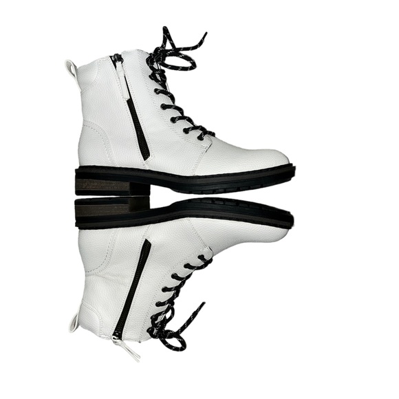 BareTraps Amysue White Ankles Boots Sz 8 - Picture 4 of 6